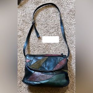 BS Multicolored/Black Purse with 3 Zipper Pouches